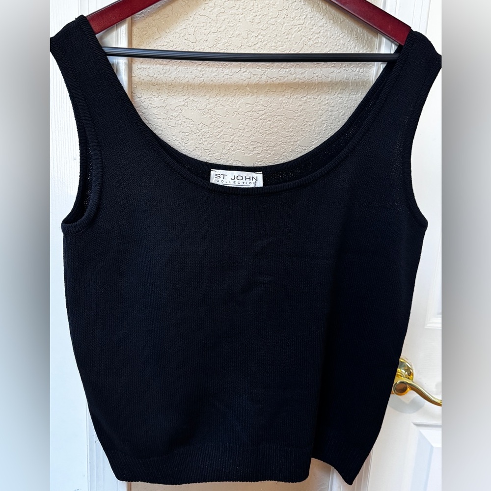 St. John basics sleeveless  sweater tank